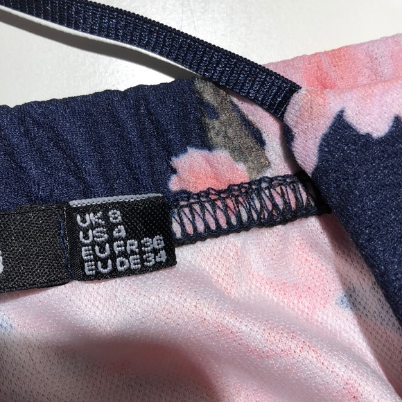 Flower jumpsuit - Picture 4 of 4